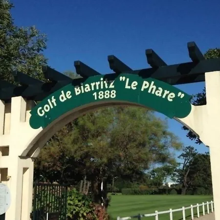 Apartment Gardague 2 : Des Vacances Detente Et Familiale Au Coeur De